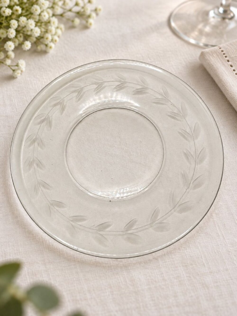 Clear Glass Salad Plate With Etched Laurel Leaf Design Round Elegant Style